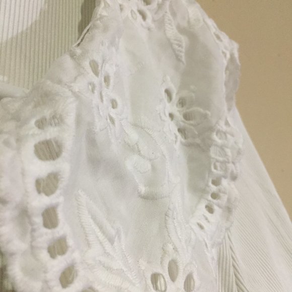 Shein White Top - Picture 6 of 7